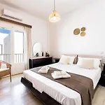 Cosy House Next To The Sea Апартаменты Парос