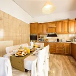 Апартаменты Cosy House Next To The Sea *