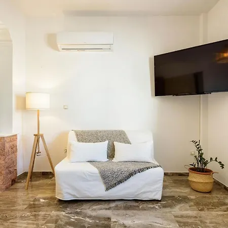 Apartment Cosy House Next To The Sea *